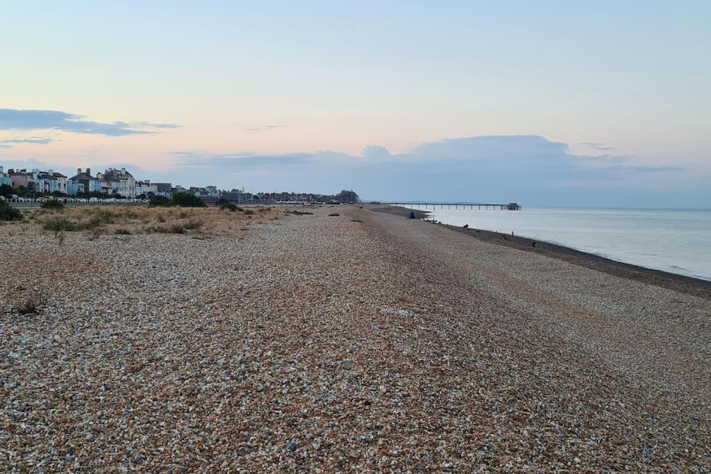 Haven Cottage - Adjacent To Beach And Promenade Walmer Exteriör bild